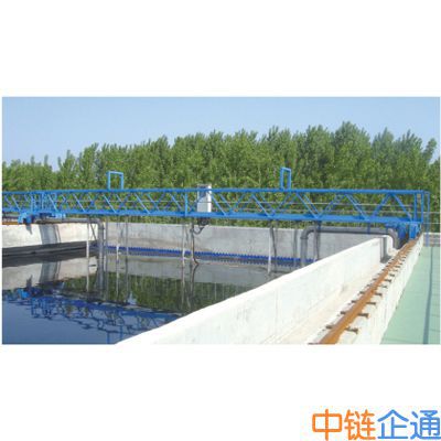 桁车式刮（吸）泥机