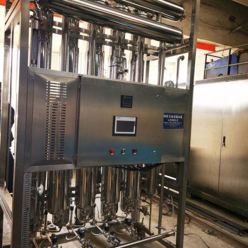 荔枝味果肉饮品用列管多效蒸馏水机LD100-4出水可达注射用水