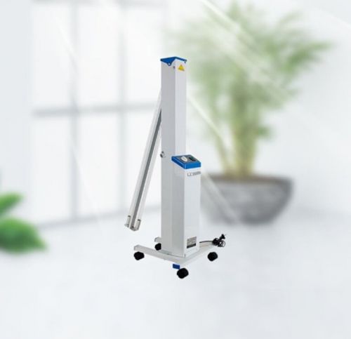 紫外线消毒杀菌灯具，带感应UV杀菌灯车 灭菌灯 现货